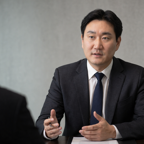 정지훈변호사.png